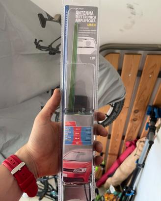 Antenna FM auto Amplificata