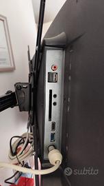 smart TV Akai 32 pollici curved 