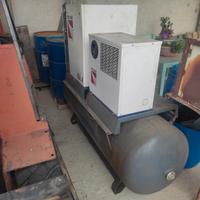 Compressore a vite con essiccatore NON funzionante