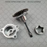 POMPA OLIO SUZUKI GSXR 1000 2006 2005 GSX R