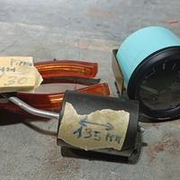 Sensori e strumento indicatore livello carburante 