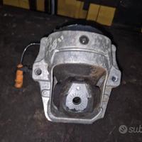 Supporto Motore Per Audi A4 B8 - A5 8T - Q5 8R