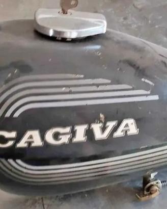 serbatoio vintage cagiva con chiave di chiusura