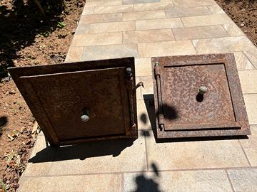 2 sportellini in ferro