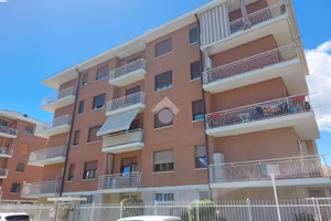 4 LOCALI A CIRIÈ