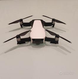 DJI Mavic Air Fly More Combo + accessori extra