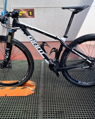 MTB Giant  Advanced 29