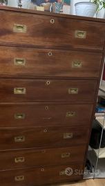 Cassettiera vintage stile campaign inglese