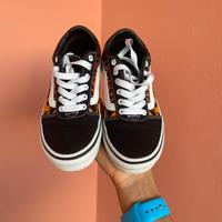 Vans nere e fiamme unisex numero 31.5