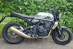 BRIXTON CROSSFIRE 500 X BICILINDRICA