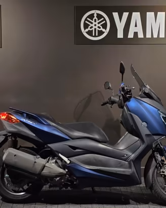 Yamaha X-Max 300