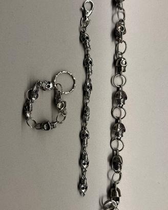 Collana, bracciale e portachiavi