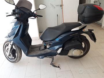 Moto scooter