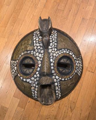Maschera tribale africana