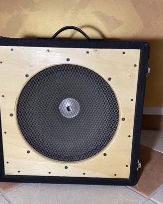 ISOBOX con cono Celestion G15 M