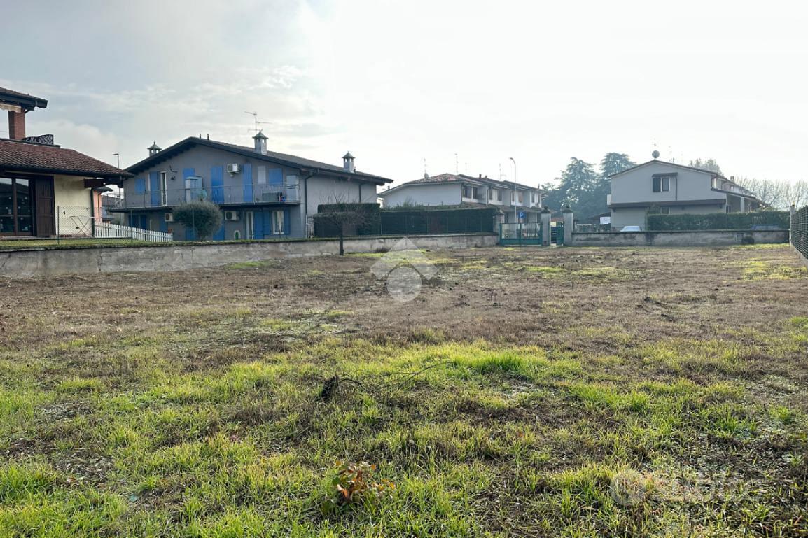 TER. RESIDENZIALE A MONTE CREMASCO - Vista 5