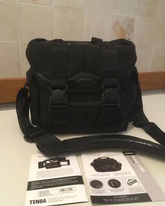 Borsa fotografica Tenba nera da spalla. small