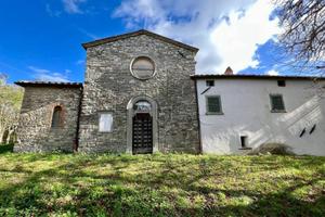 Rustico / Casale di 200 m² con più di 5 locali e p