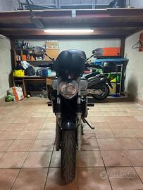 Yamaha FZ6 600 (98 CV) - 2004