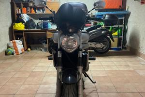 Yamaha FZ6 600 (98 CV) - 2004