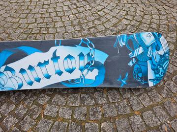 Snowboard tavola, tuta, pantaloni e accessori