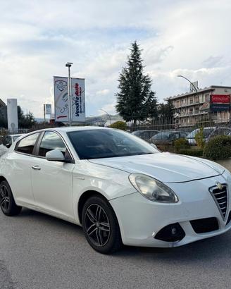 Alfa Romeo Giulietta 1.6 JTDm-2 105 CV Exclusive 2