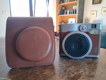 Macchina fotografica istantanea