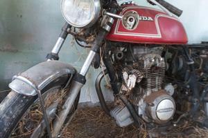 Motocicletta Honda cb500 anni 70