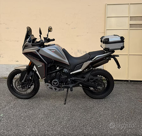 MOTO MORINI X CAPE 649 CERCHI A RAGGI