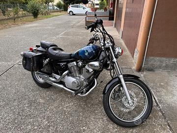 Moto yamaha virago