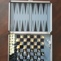 Gioco degli scacchi e dama 