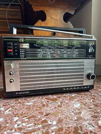 Radio vintage sovietica Okean 209 – Perfettamente