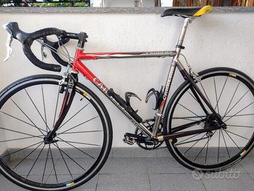 Bici in TITANIO da corsa Carrera