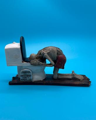 Summit collection action figure WC teschio