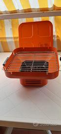 Barbecue portatile a carbonella