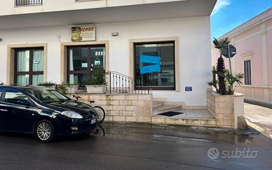 Locale commerciale disponibile