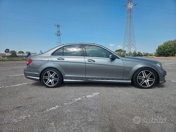 Mercedes benz w204  2011