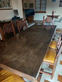 Splendido Tavolo in legno massello di castagno