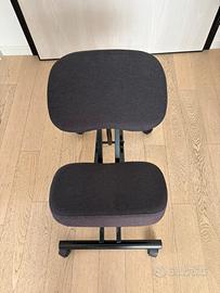 Sedia Eifred con appoggio per ginocchia