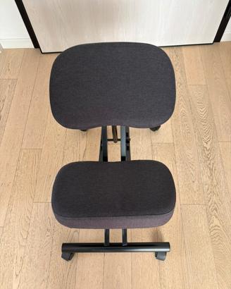 Sedia Eifred con appoggio per ginocchia