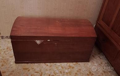 Baule in legno massello