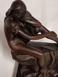 Scultura in bronzo firmata Milo vintage 
