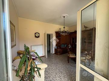 4 LOCALI A VIETRI SUL MARE