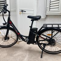 Bici elettrica usata poco 69km accetto 0ffert€