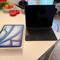 Ipad Air 13 M2 256 g + magic keyboard nera