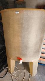 TINA/CISTERNA VINO IN VETRORESINA