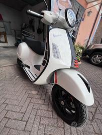 Vespa Gts 300