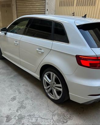 Audi A3 SPB 35 TDI S tronic line edition