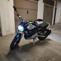 Moto Elettrica 125 Super Soco TC Max