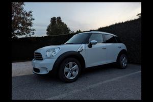 *Sospesa* Mini R60 Countryman One d euro 6 